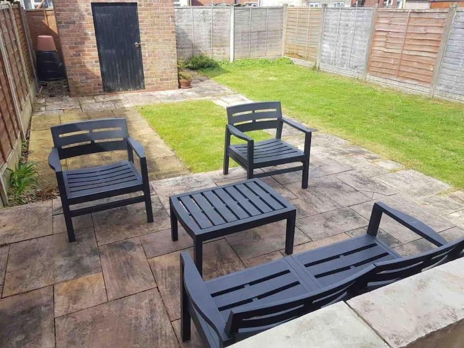 Coniston House Lancaster 3 Bedrooms Parking And Garden Exterior photo