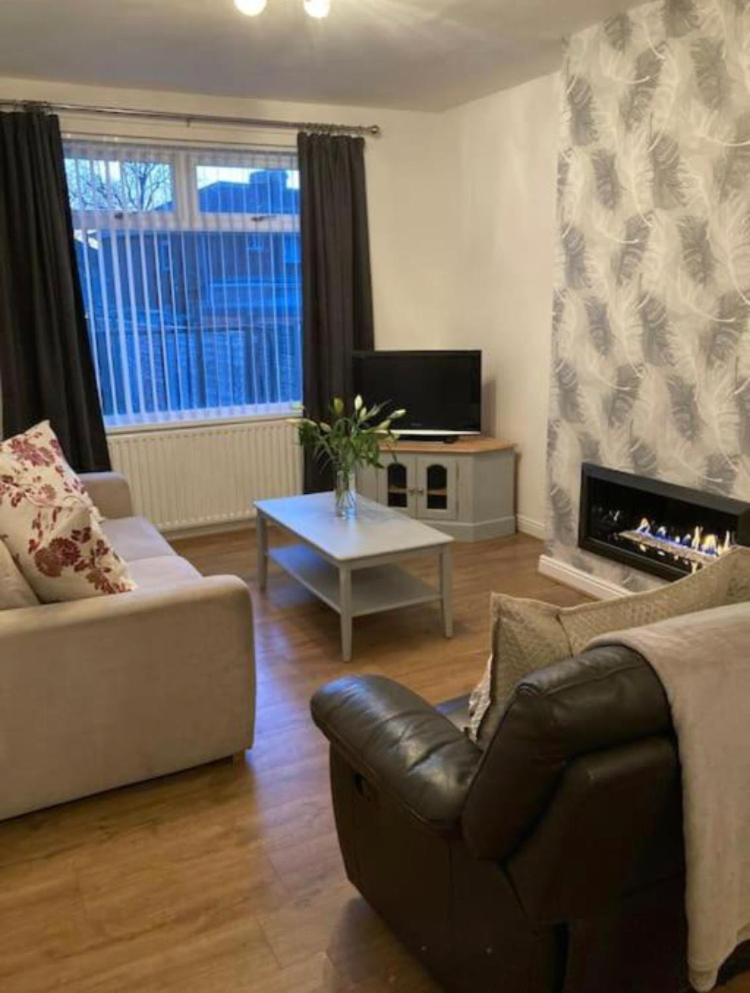 Coniston House Lancaster 3 Bedrooms Parking And Garden Exterior photo